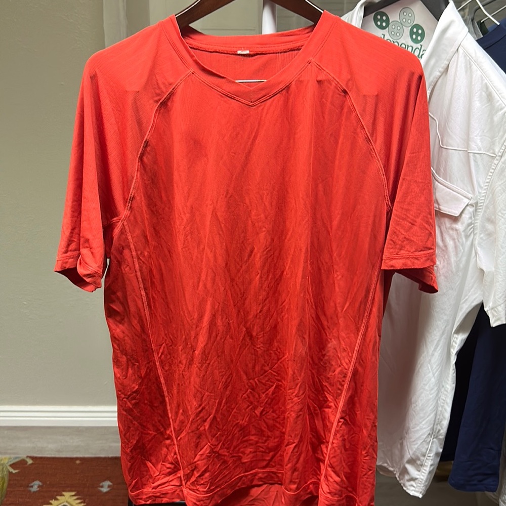 Lululemon v neck workout shirt